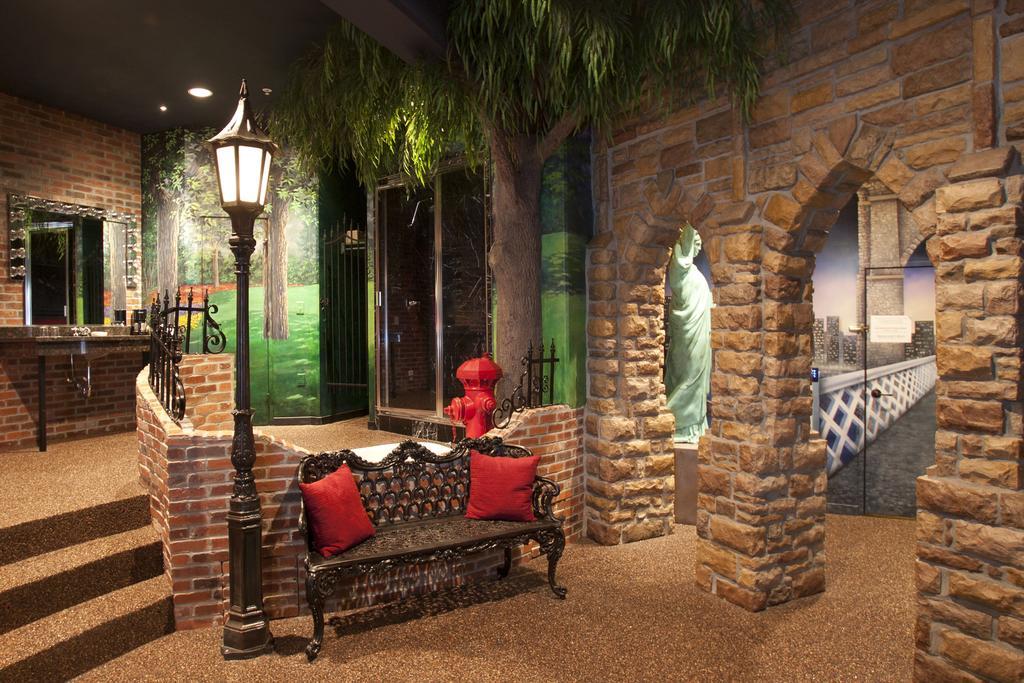 Destinations Inn Theme Rooms أيداهو فولز، أيداهو المظهر الخارجي الصورة